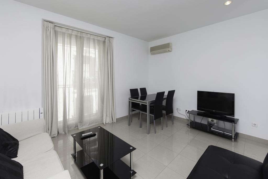 Gran Via Apartment Madrid Esterno foto