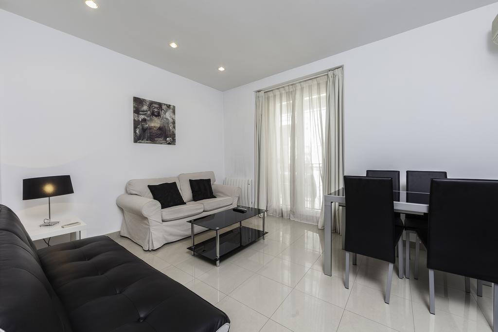 Gran Via Apartment Madrid Esterno foto